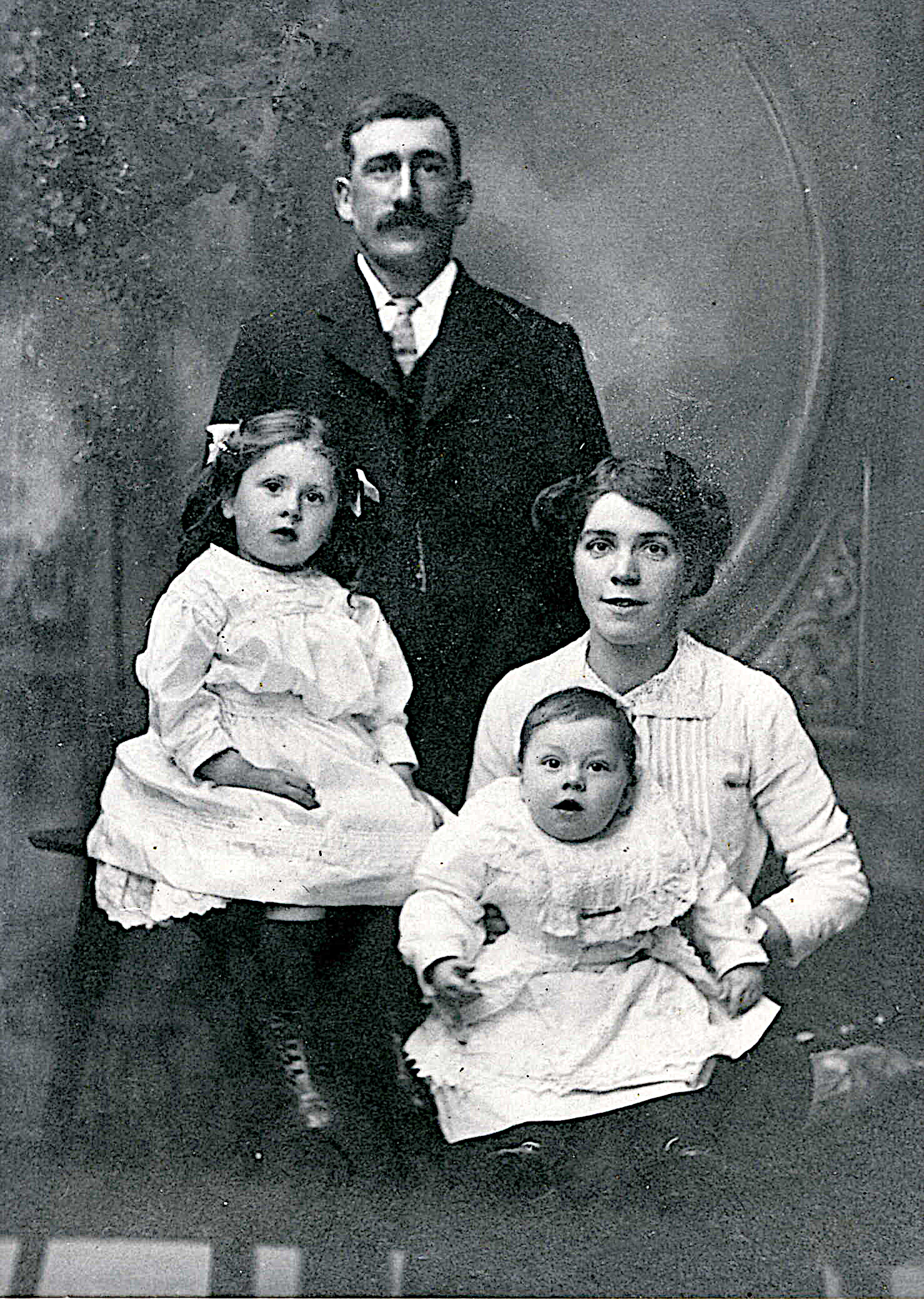 Fred William Baxter and family
